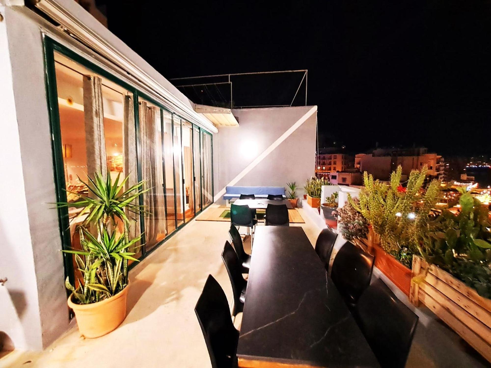 Bed and Breakfast Rotas B Сент Джулианс Экстерьер фото
