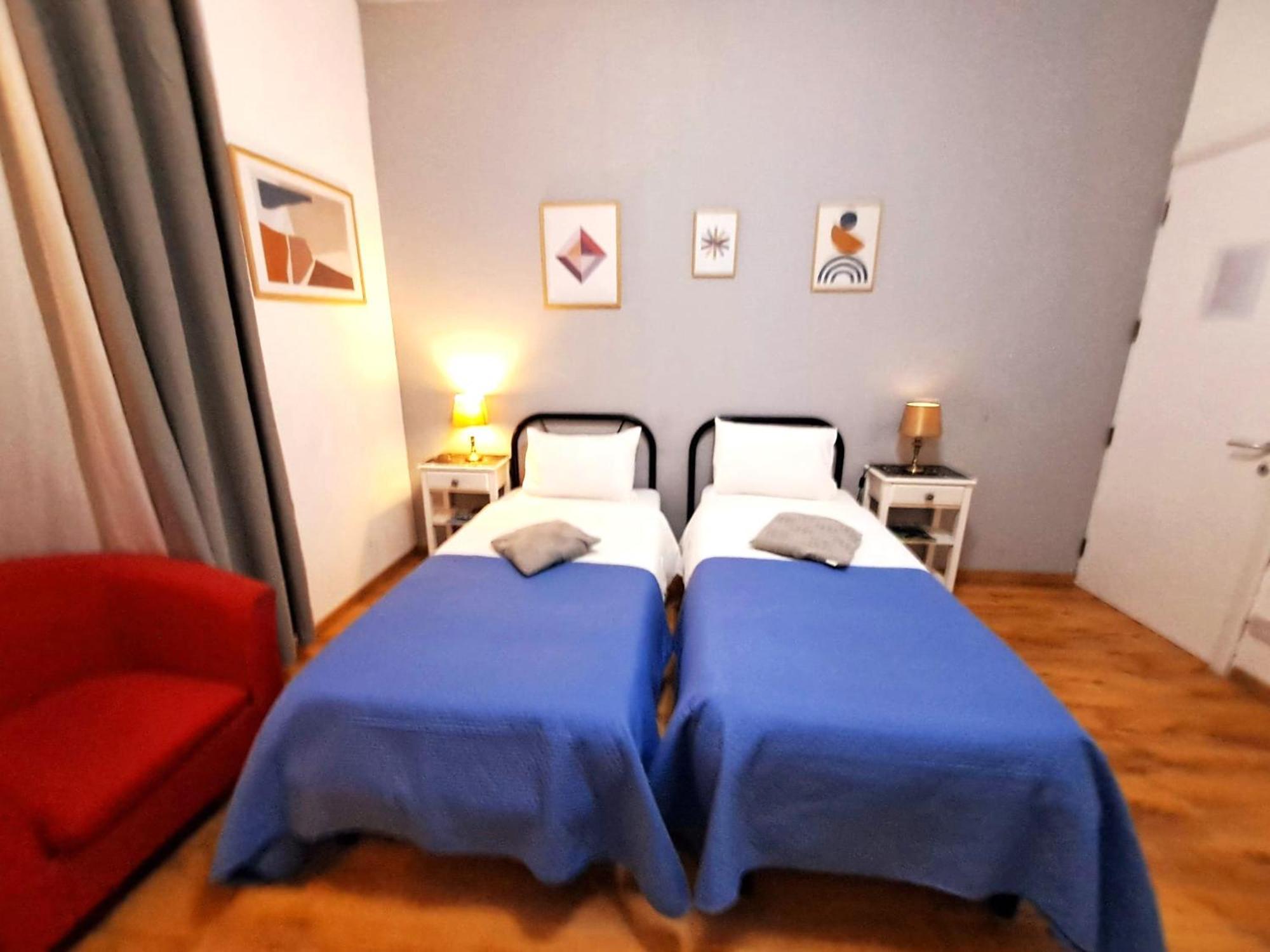 Bed and Breakfast Rotas B Сент Джулианс Экстерьер фото